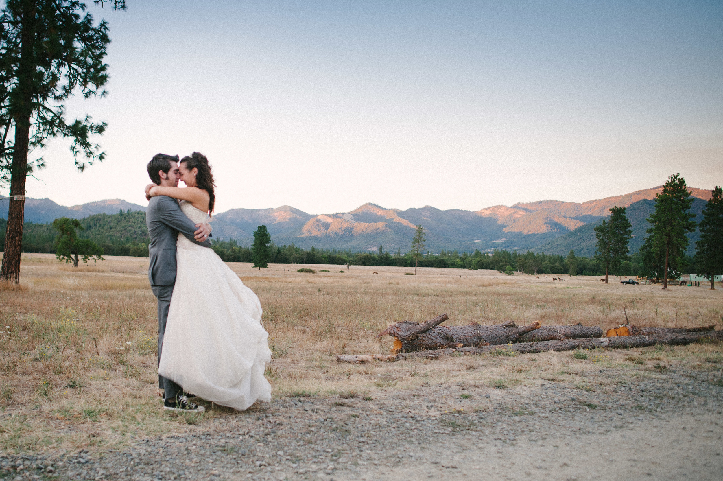 pacifica Gardens wedding Medford Or