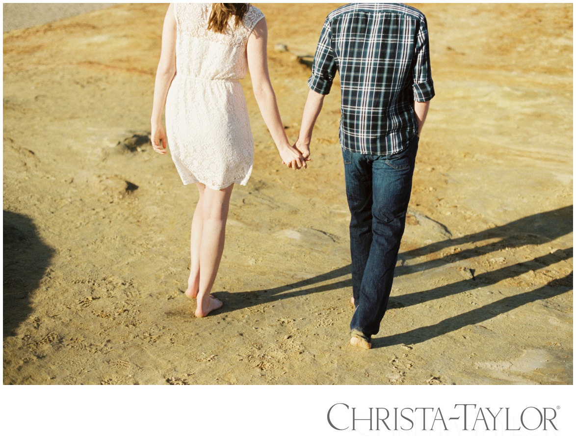 cape kiwanda engagement photos film_1099.jpg