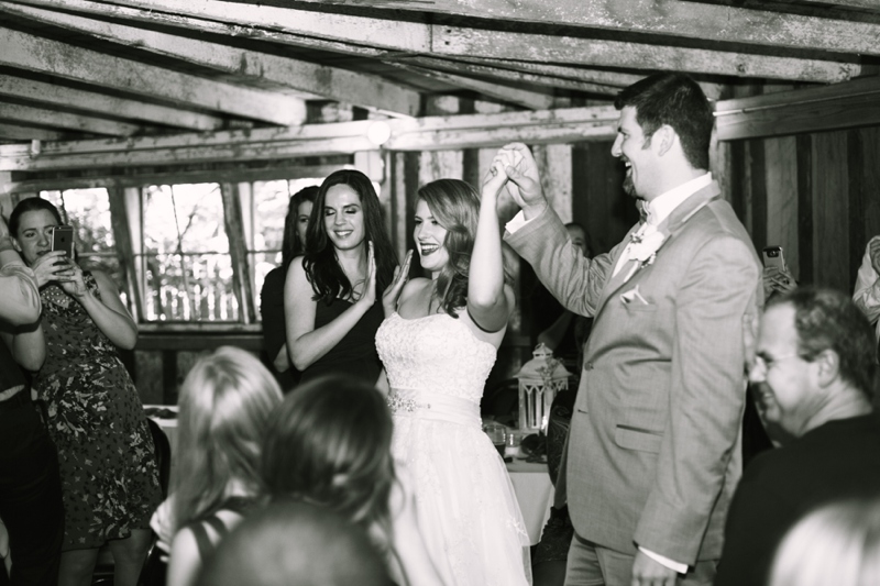 cornelius pass roadhouse wedding_2167.jpg