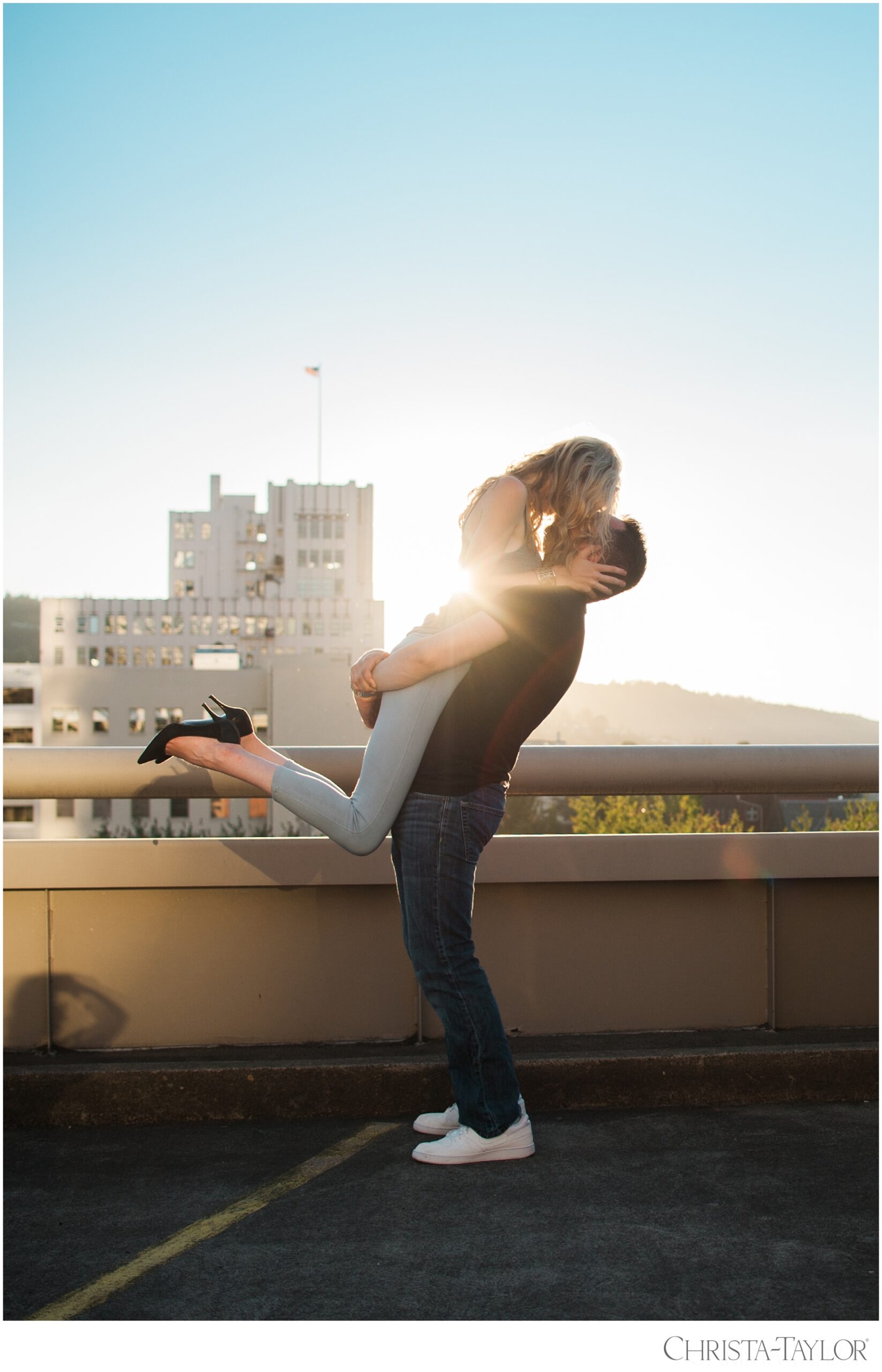 downtown portland engagement shoot_2438.jpg