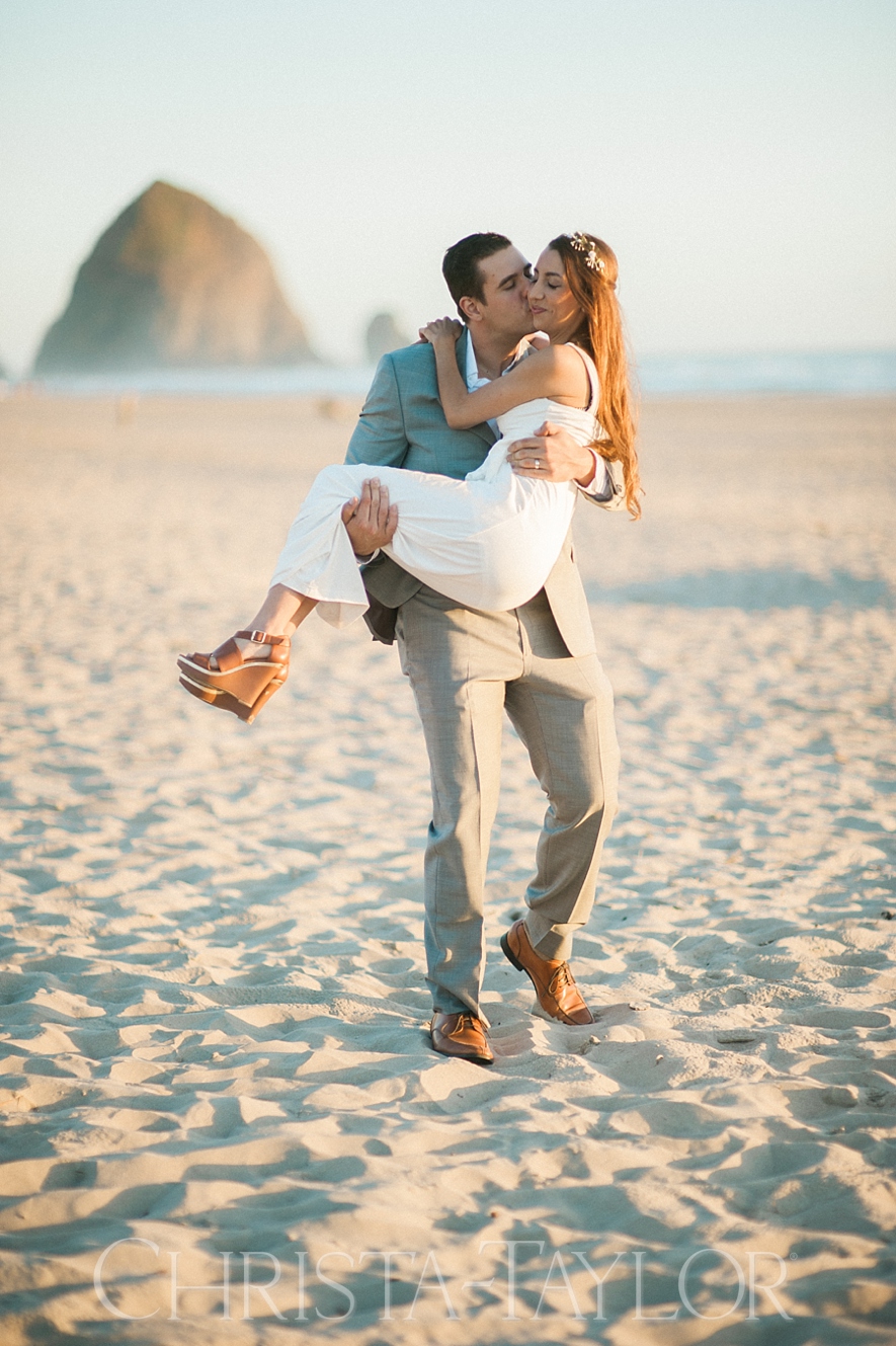 cannon beach elopement_0447.jpg