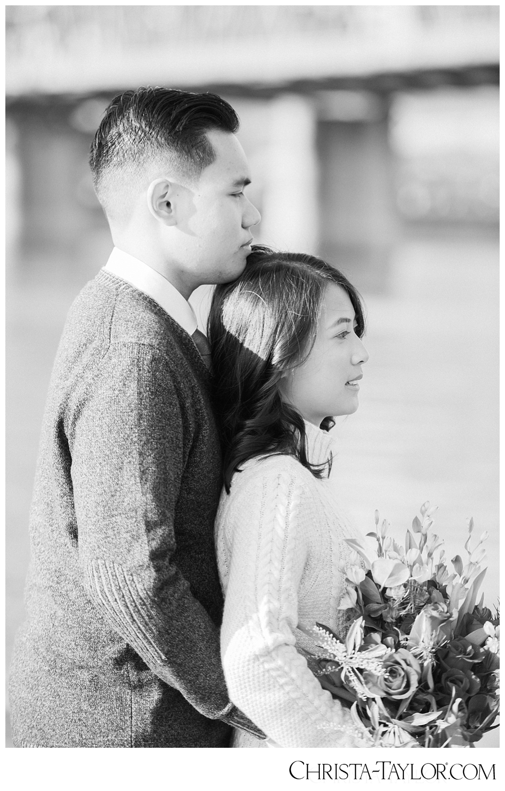 portland waterfront engagement photos_0812.jpg