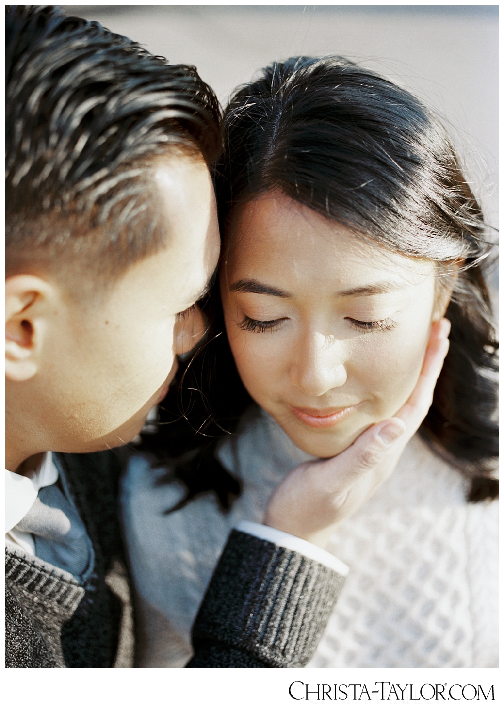 portland waterfront engagement photos_0823.jpg